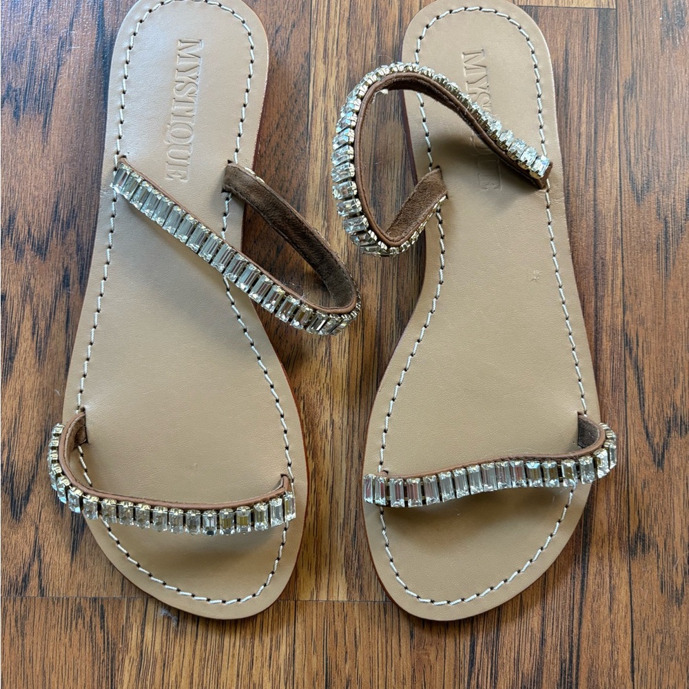Mystique Boutique Tan Silver Sandals with Rhinestone Embellishments